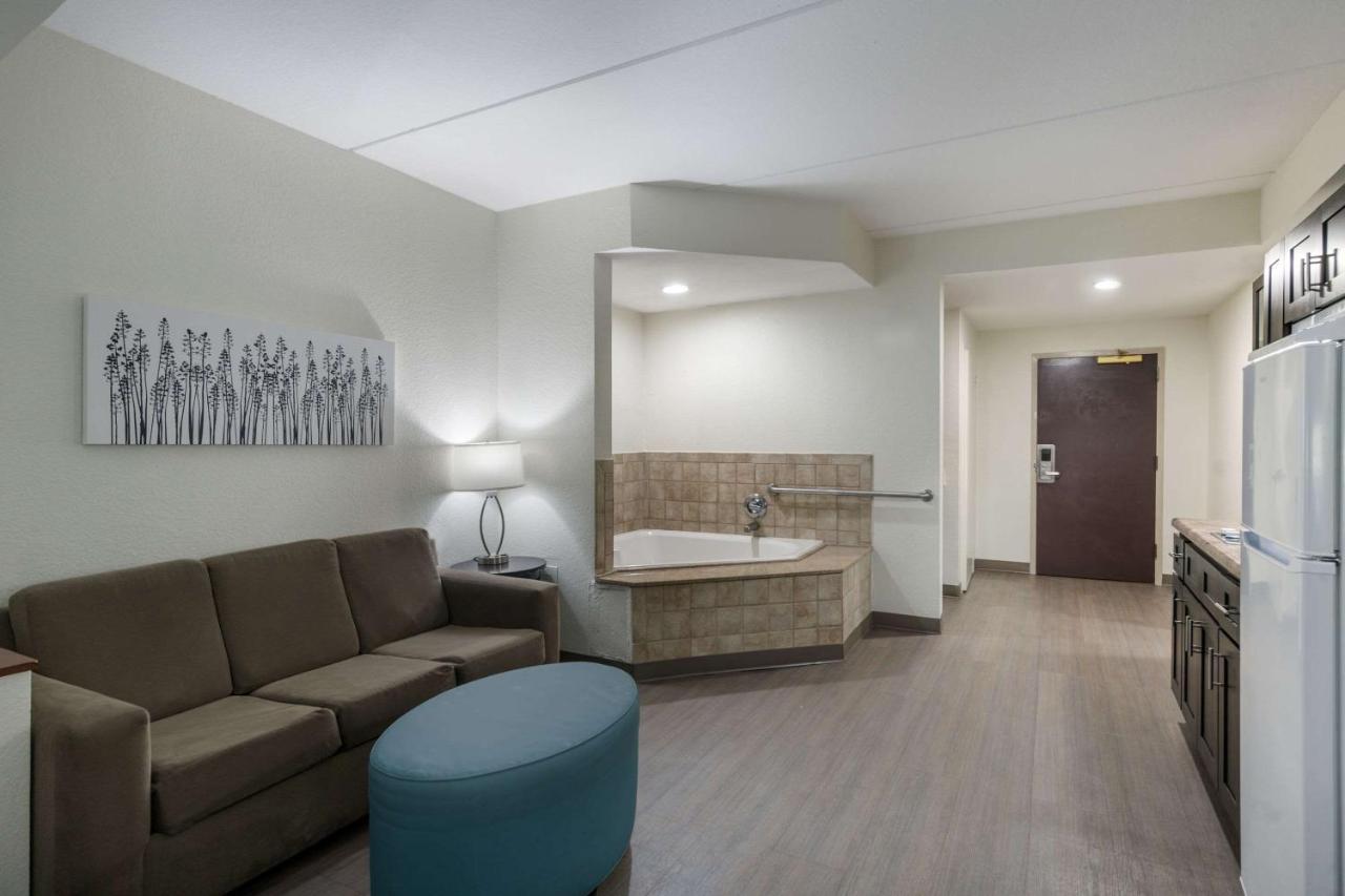 Sleep Inn & Suites Chesapeake - Portsmouth Екстер'єр фото